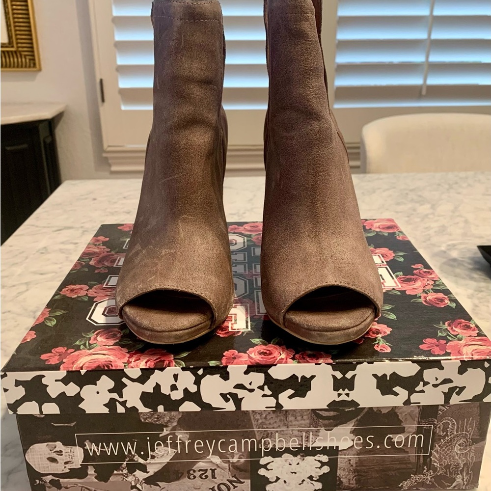 Jeffrey Campbell Oath Peep Toe Taupe Suede Worn Twice Very Good Condition